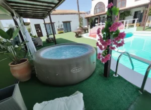 Jacuzzy